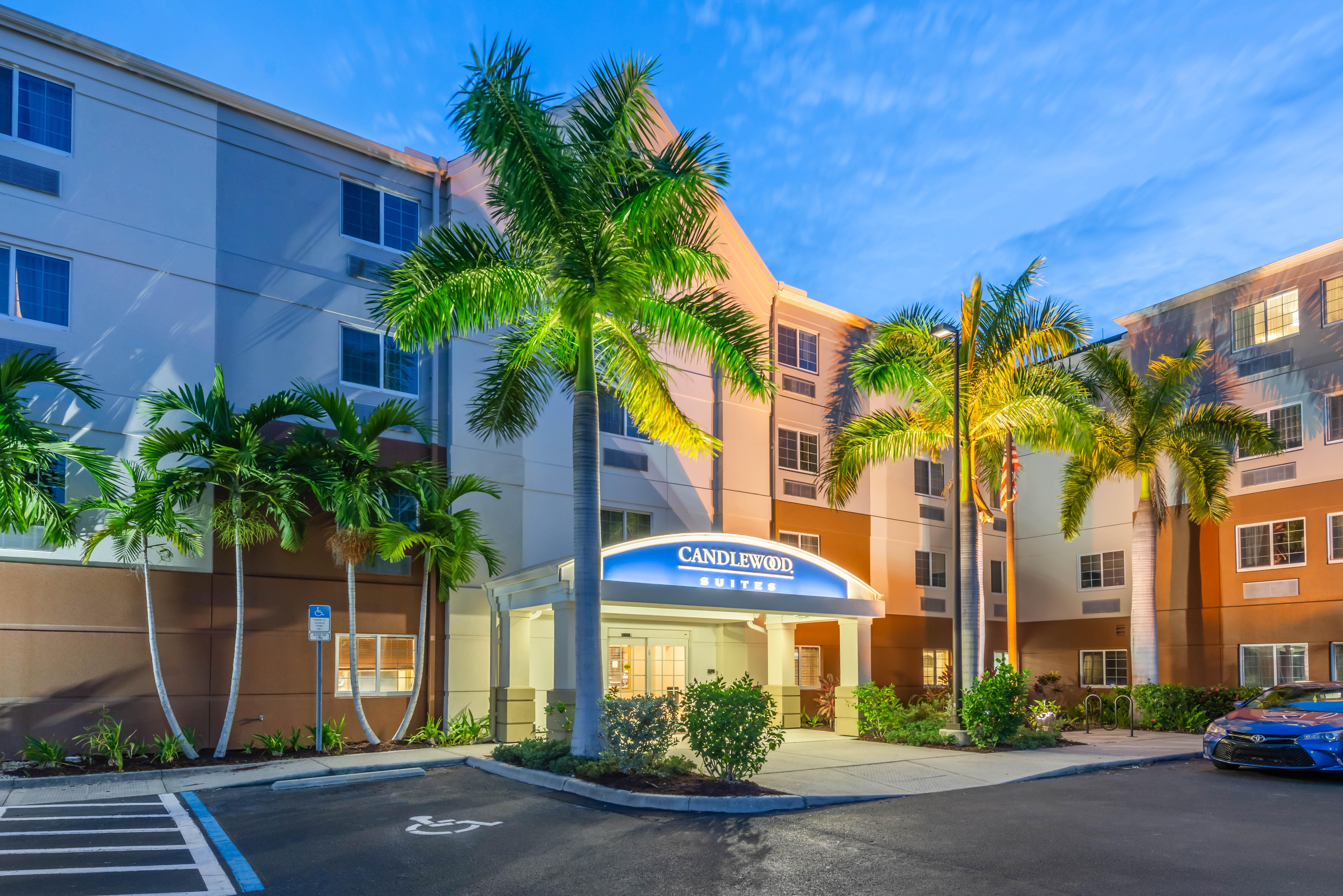 Candlewood Suites Fort Myers/Sanibel Gateway By Ihg Luaran gambar