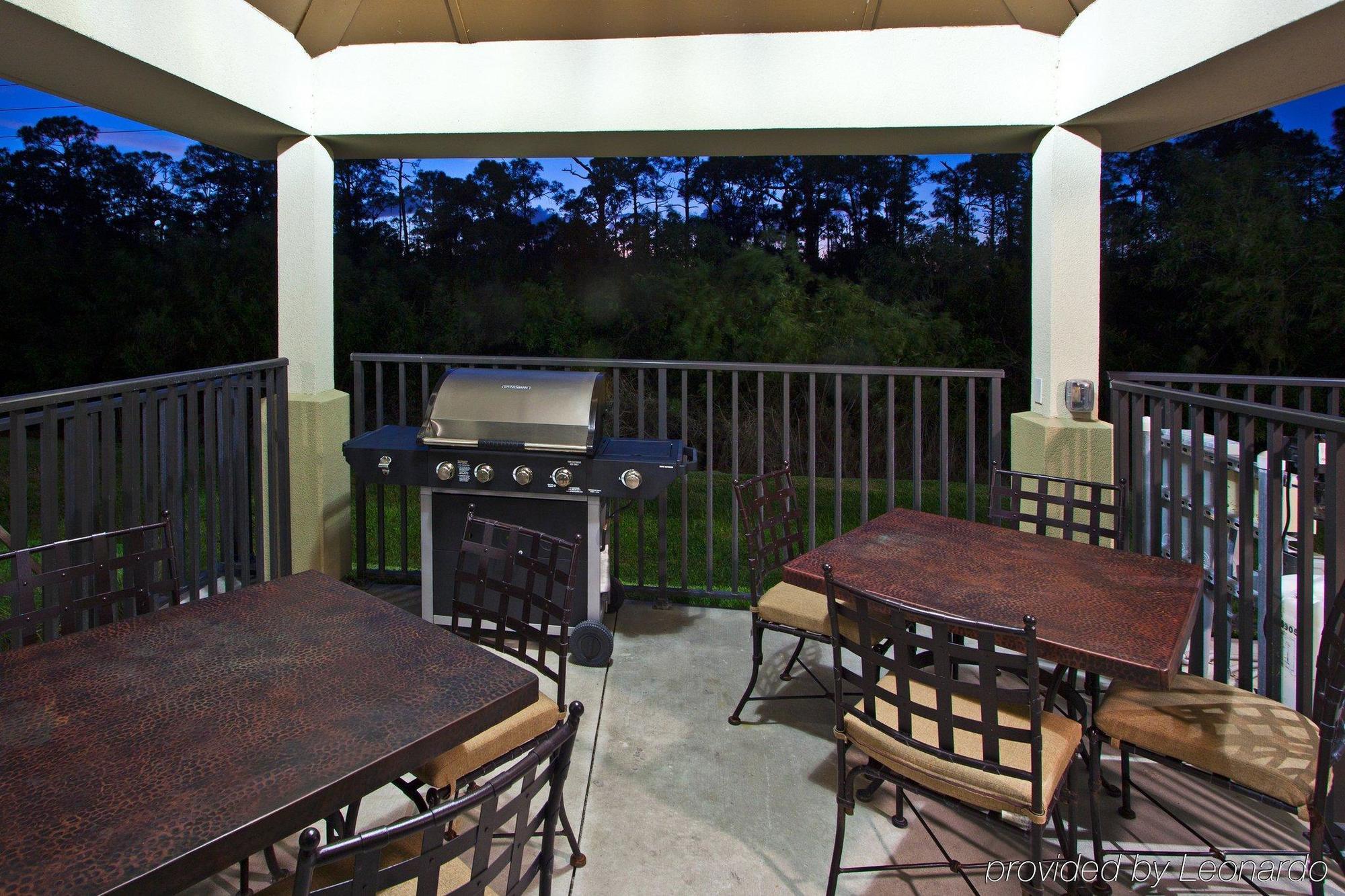 Candlewood Suites Fort Myers/Sanibel Gateway By Ihg Restoran gambar