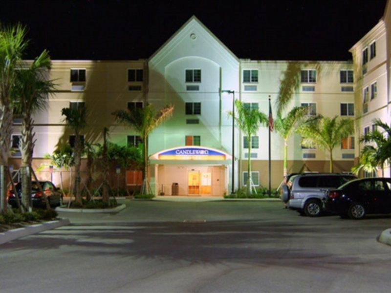 Candlewood Suites Fort Myers/Sanibel Gateway By Ihg Luaran gambar